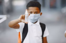 Meningitis-Ausbruch: Grundschule wechselt zum Fernunterricht