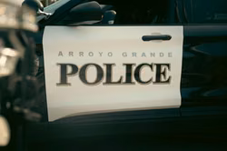 Granada: Acht Polizisten nach VioGén-Spitzelaffäre angeklagt