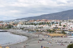 Feuerwehr löscht Wohnungsbrand in Playa Honda