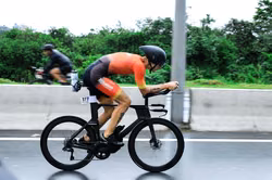 Ironman 70.3 legt Küstenstraße lahm