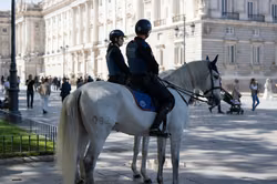 Ja, es ist ein politisches Gemetzel in Madrid