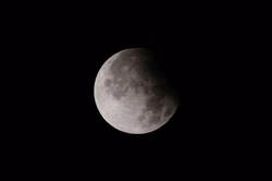 Partielle Mondfinsternis über der Axarquía