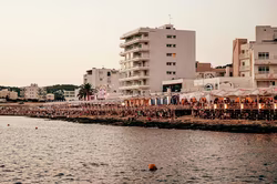 Mann nach Messerangriff in Ibiza gestorben