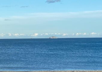 Pont Anne-de-Bretagne Bruecke im Mittelmeer