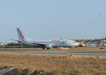 flugzeug malaga flughafen